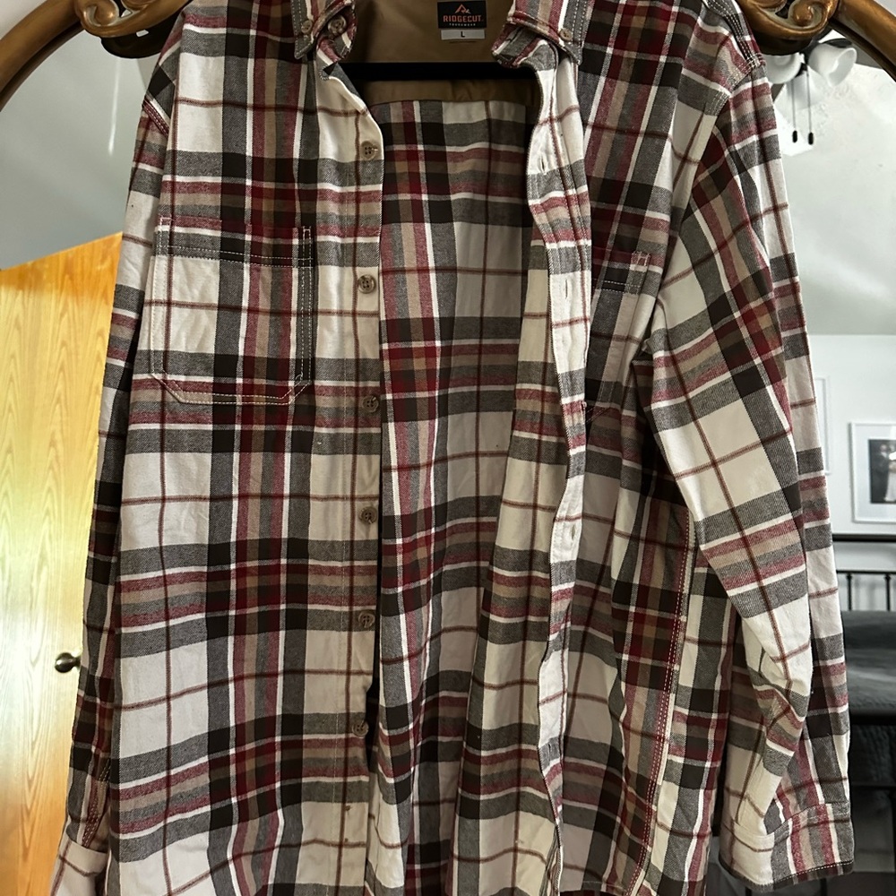 Men's Casual Button Down Plaid Shirt
